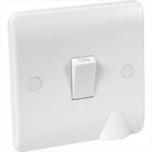 Scolmore Click Mode 20A DP Switch with Flex Outlet White CMA022